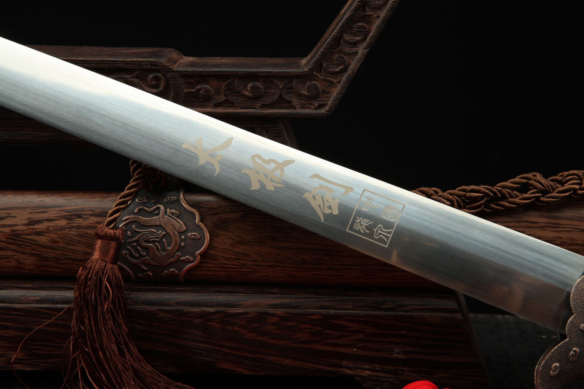 龍泉太極劍價格,龍泉太極劍價格，探尋傳統(tǒng)與現(xiàn)代的完美融合