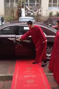 極品小保安的逆襲，學(xué)習(xí)成長與自信成就之路